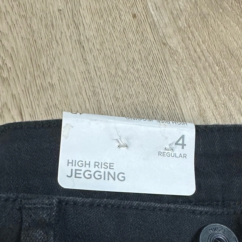Rue 21 Black Denim Jeans Size 4 NWT